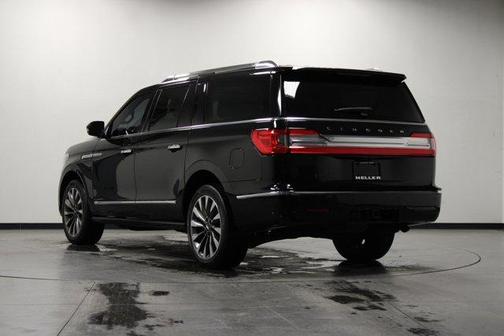 2019 Lincoln Navigator L Select
