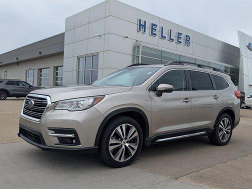 Tungsten Metallic 2019 Subaru Ascent Limited 7-Passenger