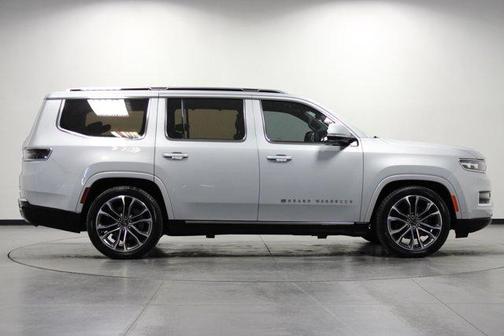 2022 Jeep Grand Wagoneer Series III