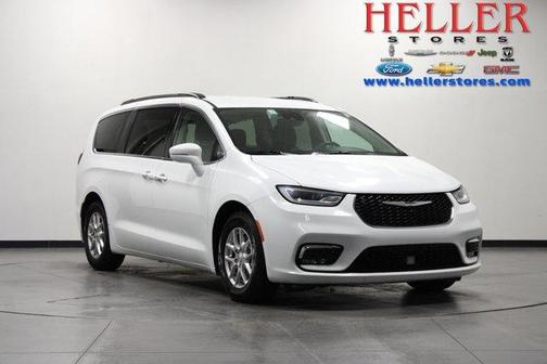 2022 Chrysler Pacifica Touring-L