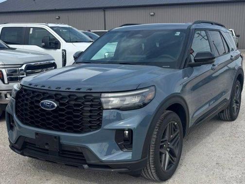 Vapor Blue Metallic 2026 Ford Explorer ST-Line
