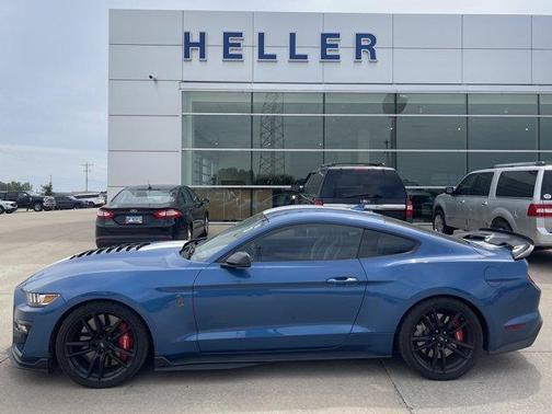 Blue Metallic 2020 Ford Shelby GT500 Base
