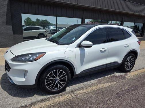 White Metallic 2021 Ford Escape PHEV Titanium