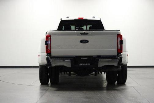 2024 Ford F-350 Lariat Super Duty