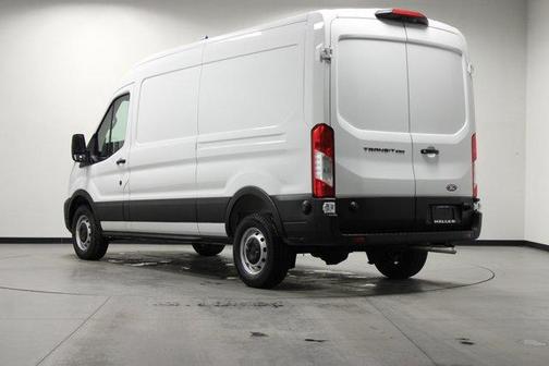 2026 Ford Transit-250 148 WB Medium Roof Cargo
