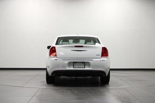 2019 Chrysler 300 Limited
