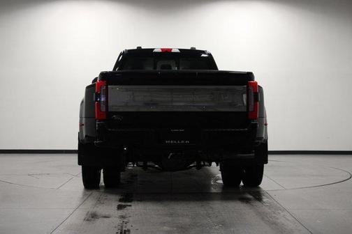 2025 Ford F-450 Platinum