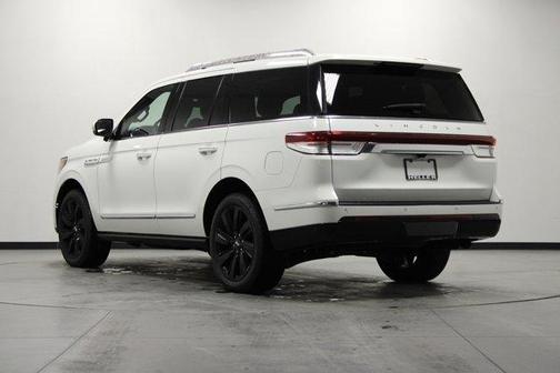 Pristine White 2023 Lincoln Navigator Reserve