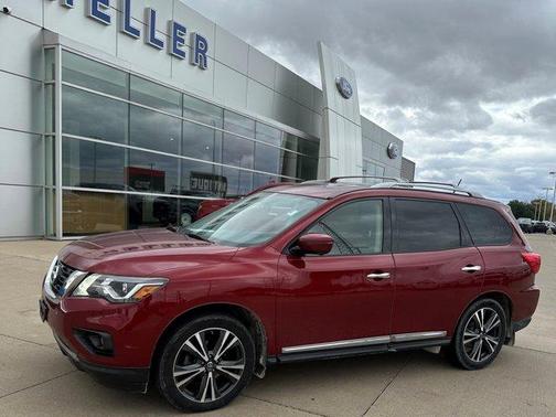 2018 Nissan Pathfinder Platinum