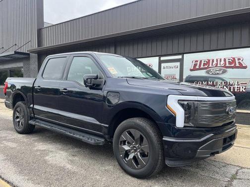 2023 Ford F-150 Lightning LARIAT