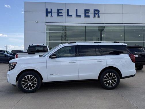 Oxford White 2025 Ford Expedition Platinum