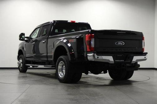 Black Metallic 2019 Ford F-350 Lariat Super Duty