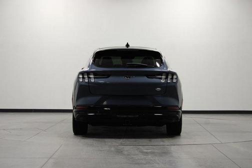 2021 Ford Mustang Mach-E California Route 1