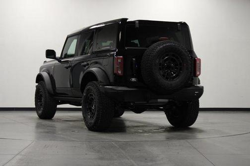 Shadow Black 2026 Ford Bronco Badlands