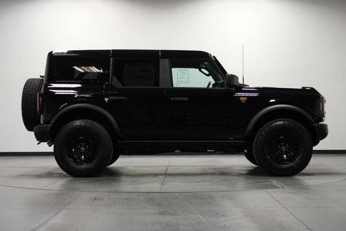 Shadow Black 2026 Ford Bronco Badlands