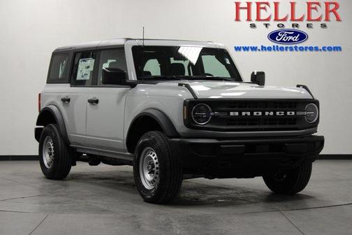 Avalanche Gray 2026 Ford Bronco Base