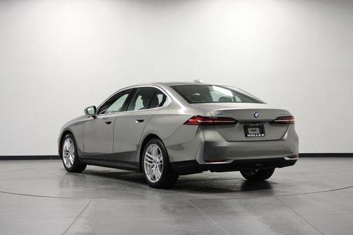 2024 BMW 530 i xDrive