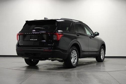 Agate Black Metallic 2026 Ford Explorer Active