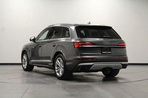 2025 Audi Q7 55 Prestige