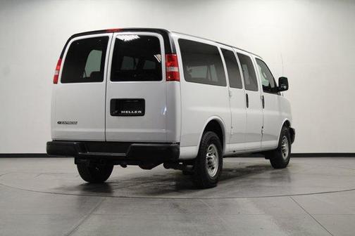 2018 Chevrolet Express 2500 LS