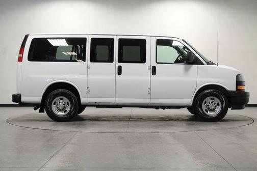 2018 Chevrolet Express 2500 LS