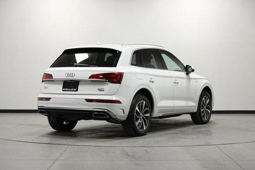 2024 Audi Q5 45 S line quattro Premium