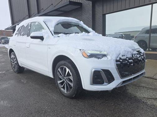 2024 Audi Q5 45 S line quattro Premium