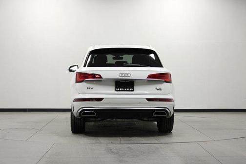 2024 Audi Q5 45 S line quattro Premium