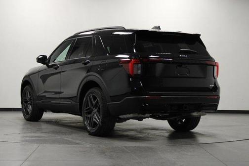 Agate Black Metallic 2026 Ford Explorer ST-Line
