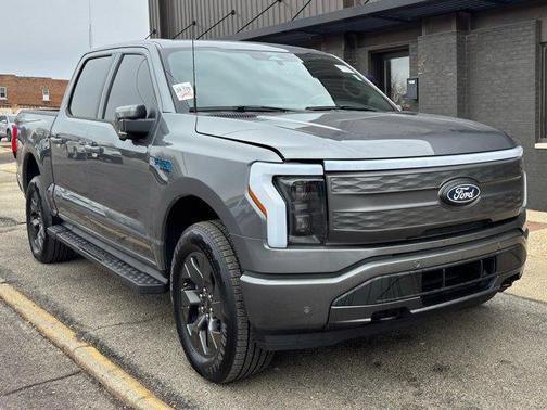 2024 Ford F-150 Lightning LARIAT