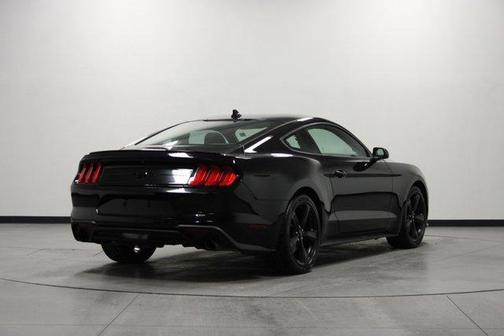 2021 Ford Mustang EcoBoost