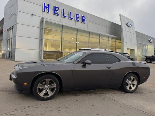 2015 Dodge Challenger SXT
