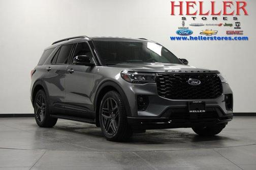 Gray Metallic 2025 Ford Explorer ST-Line