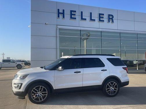 2016 Ford Explorer Sport