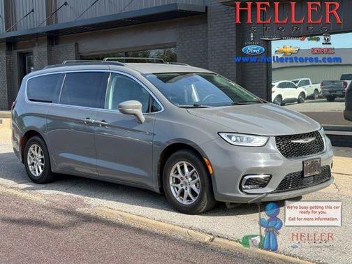 Ceramic Gray Clearcoat 2022 Chrysler Pacifica Touring-L