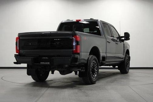 2025 Ford F-350 Platinum