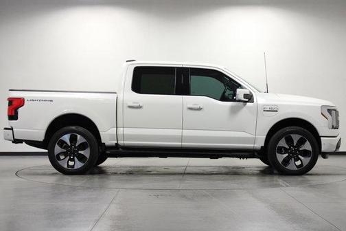 2022 Ford F-150 Lightning Platinum