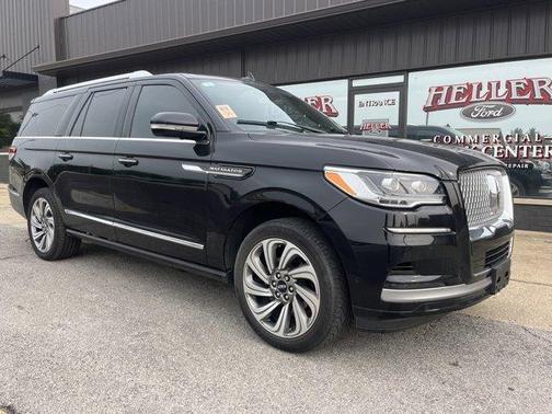 2022 Lincoln Navigator L Standard