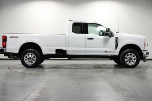 2023 Ford F-350 XLT