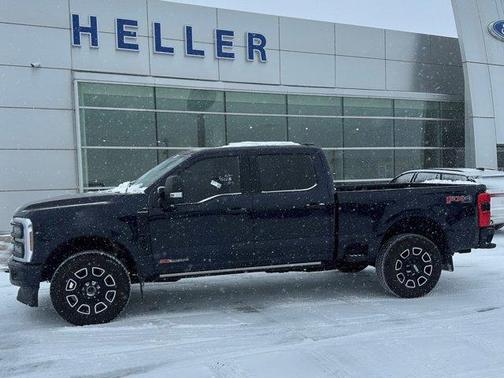 2025 Ford F-250 Platinum