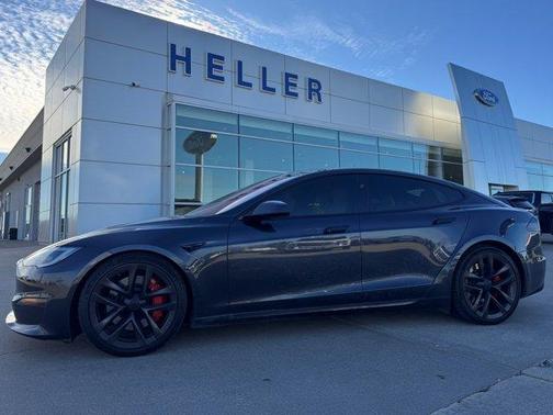2023 Tesla Model S Plaid