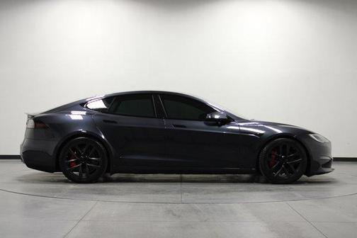2023 Tesla Model S Plaid