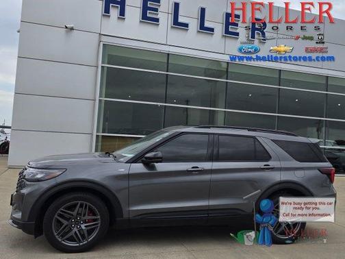 Carbonized Gray Metallic 2025 Ford Explorer ST-Line