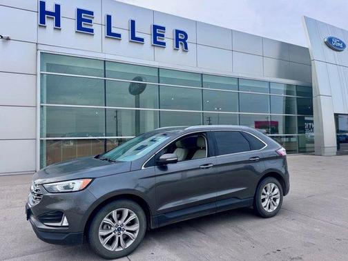2020 Ford Edge Titanium