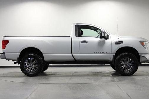 2018 Nissan Titan XD SV