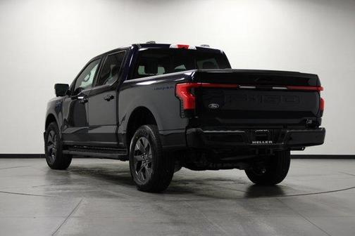 2025 Ford F-150 Lightning LARIAT