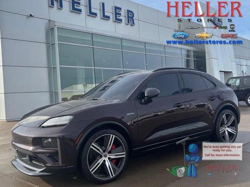 2024 Porsche Macan Turbo