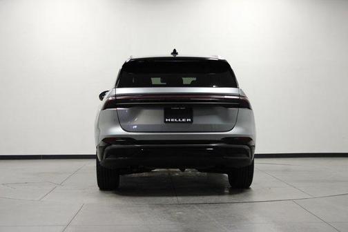 Silver Radiance Metallic 2024 Lincoln Nautilus Reserve