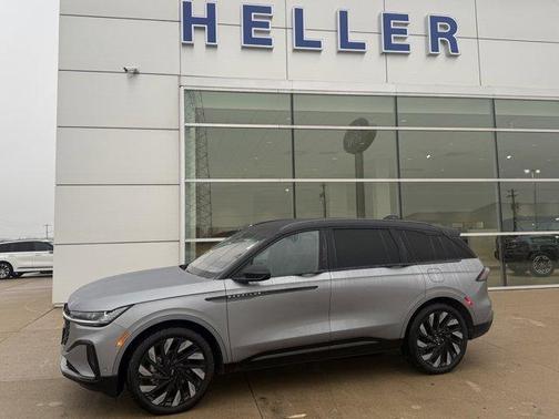 2024 Lincoln Nautilus Reserve