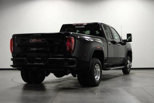 2023 GMC Sierra 3500 Denali